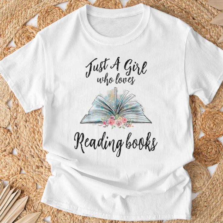 Just a Girl Who Loves Books Lover Bookworm Bookaholic Reader T-Shirt Gifts for Old Men Just a Girl Who Loves Books Lover Bookworm Bookaholic Reader T-Shirt Gifts for Old Men