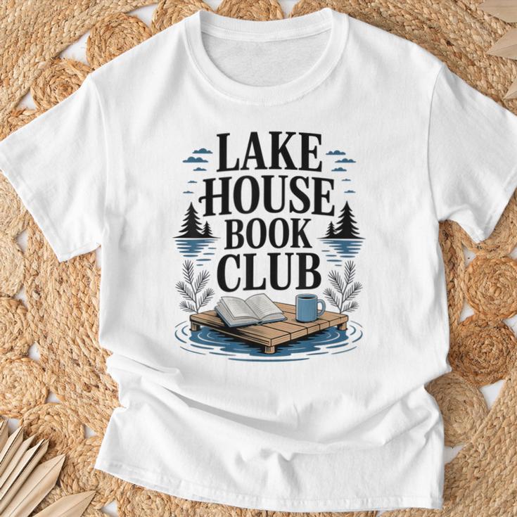 Lake House Owner Book Club Weekend Getaway Summer Vacation T-Shirt Gifts for Old Men