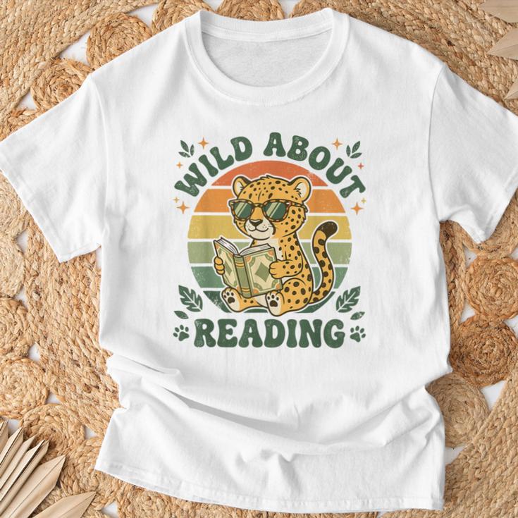 Leopard Animal Print Bookish Wild About Reading Cheetah Book T-Shirt Gifts for Old Men