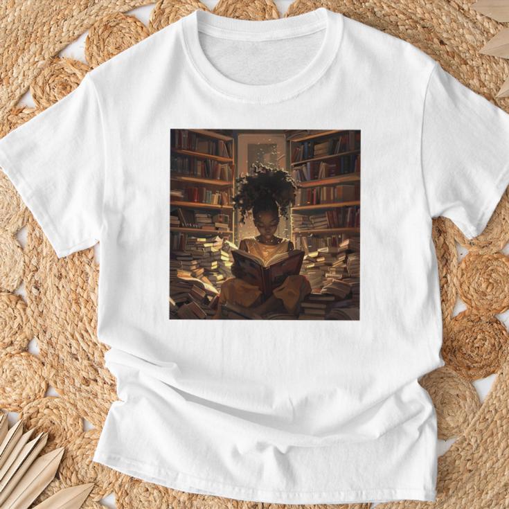 Melanin Afro Women Educated Reading Book History Comfort Colors Crop Top T-Shirt Gifts for Old Men