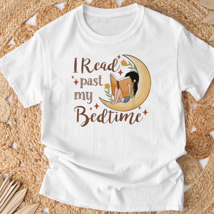 I Read Past My Bedtime Book Lover T-Shirt Gifts for Old Men