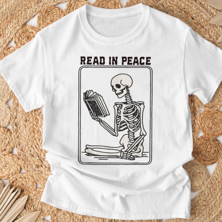 Read In Peace Skeleton Book Lover Bookworm Book T-Shirt Gifts for Old Men