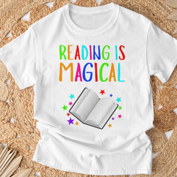 Reading Is Magical I Love To Read Book Lovers Teacher T-Shirt Gifts for Old Men