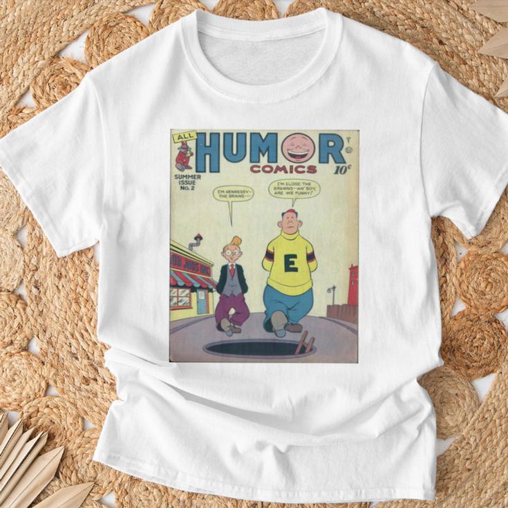 Retro Vintage Distressed Comic Book Humor Original Print T-Shirt Gifts for Old Men