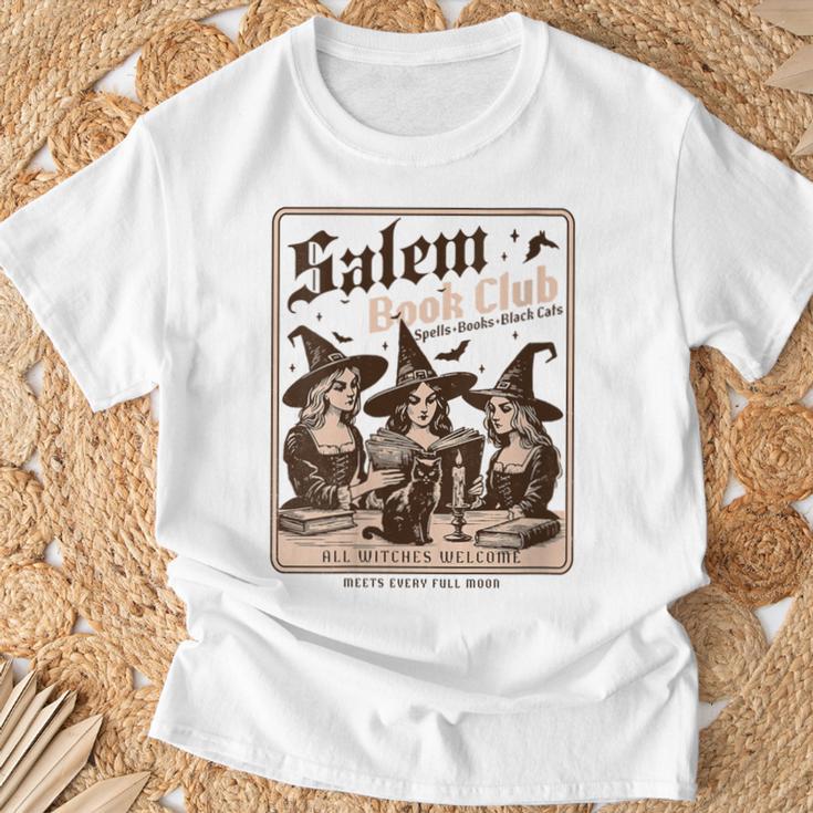 Salem Book Club Bookish Halloween Retro Salem Witch Book T-Shirt Gifts for Old Men