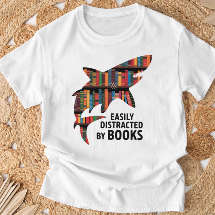 Shark Costume Teens Books Nerds Shark Stuffed Animal Sharks T-Shirt Gifts for Old Men
