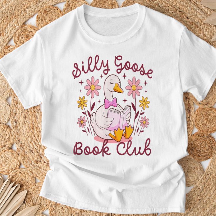 Silly Goose Book Club Reading Girl T-Shirt Gifts for Old Men