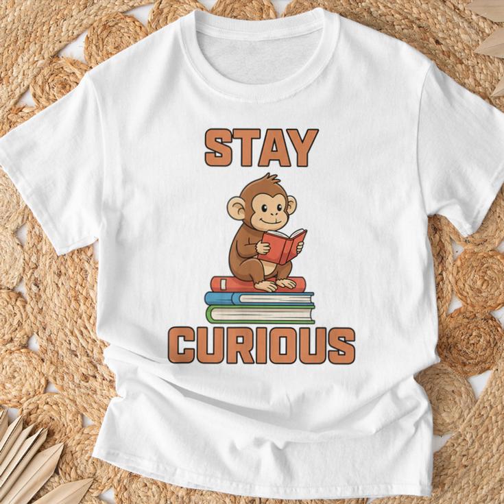 Stay Curious Monkey Reading Kids Book Lover Jungle Animal T-Shirt Gifts for Old Men Stay Curious Monkey Reading Kids Book Lover Jungle Animal T-Shirt Gifts for Old Men