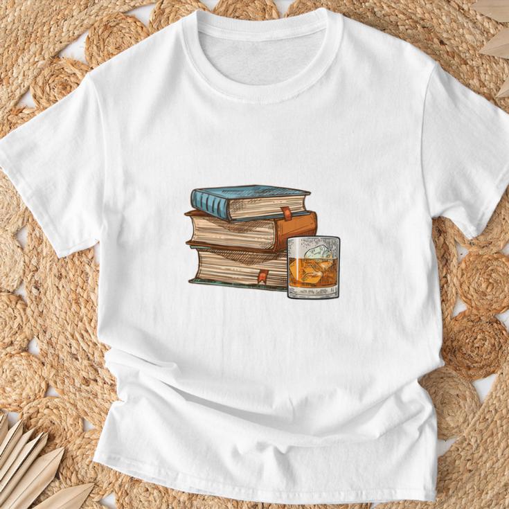 That's What i Do i Read Books i Drink Bourbon T-Shirt Gifts for Old Men That's What i Do i Read Books i Drink Bourbon T-Shirt Gifts for Old Men