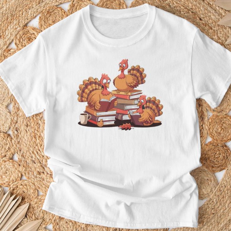 Turkey Reading Books Fall Thanksgiving Teacher Book Lovers T-Shirt Gifts for Old Men