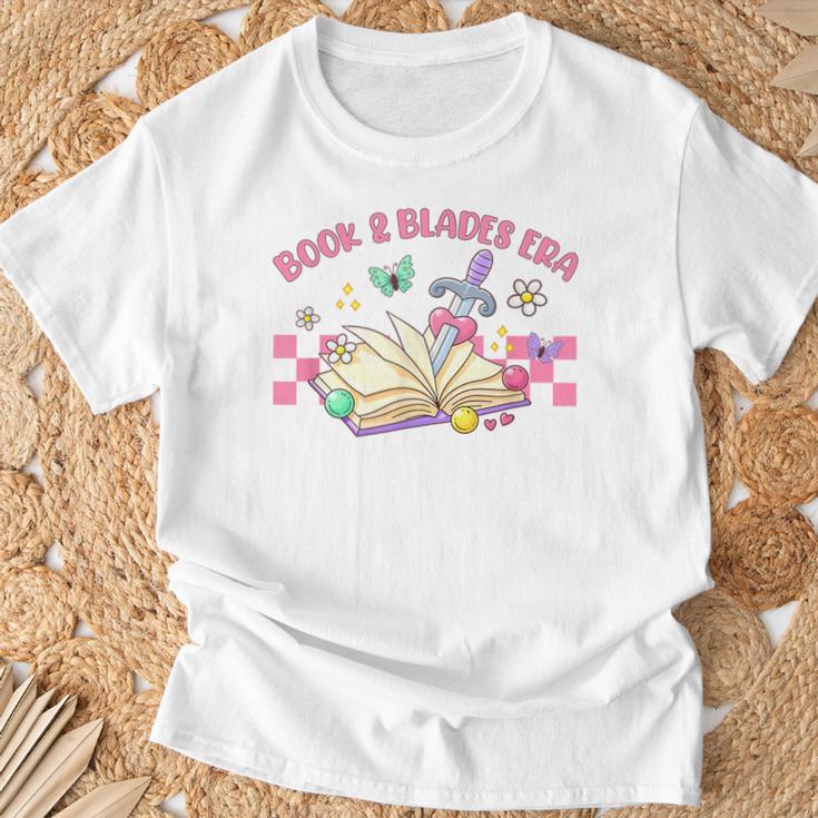 Villain Lover Dark Romance Spicy Bookish Book & Blades Era T-Shirt Gifts for Old Men