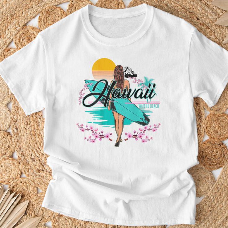 Waiehu Beach Hawaii、サーフィンサーフボードレトロ Tシャツ 高齢者への贈り物