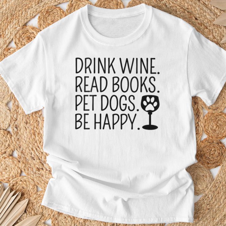 Women's Drink Wine Read Books Pet Dogs Book Lover Dog Mom T-Shirt Gifts for Old Men