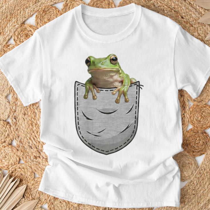 カエルの胸ポケット。 Tシャツ 高齢者への贈り物