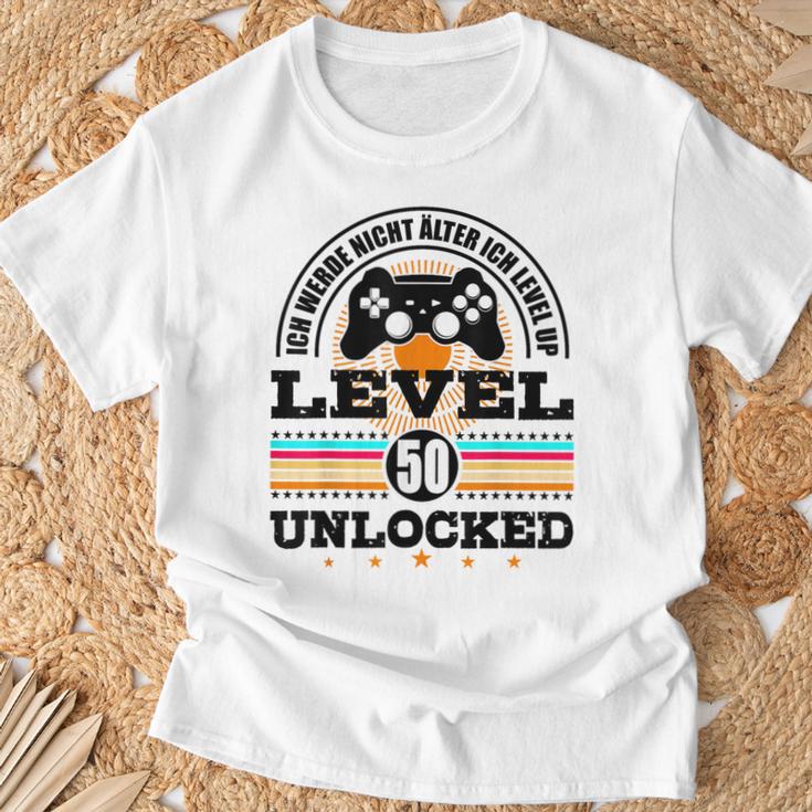レベル50 I Will Not Older I Level Up 50Th Birthday Tシャツ 高齢者への贈り物