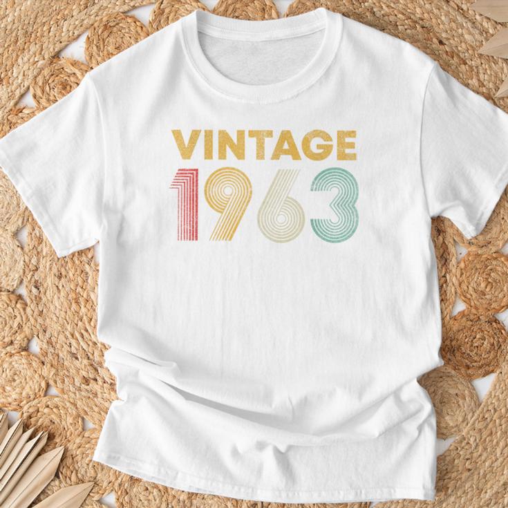 ヴィンテージ 1963 63歳の誕生日プレゼント 男性 女性 63歳 Tシャツ 高齢者への贈り物