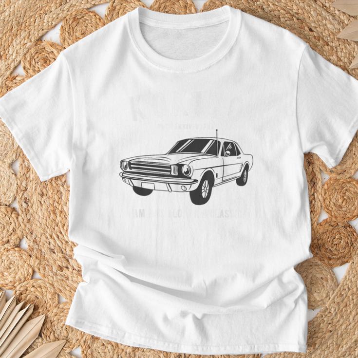 古希祝い 車好き 父 男性 おしゃれ クラシックカー 70歳 I'm Not Old I'm Classic Tシャツ 高齢者への贈り物