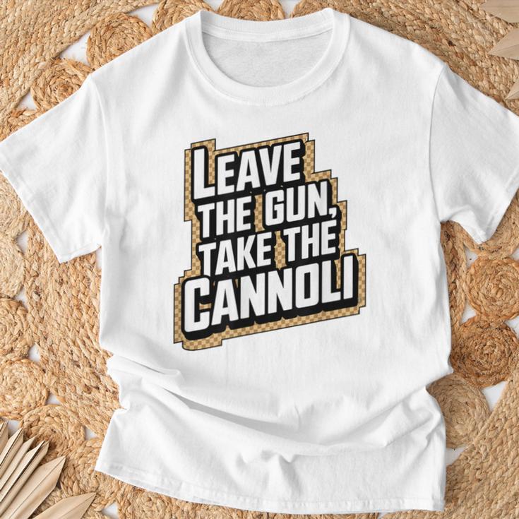 武器 を残してカンノーリを取れ Tシャツ 高齢者への贈り物