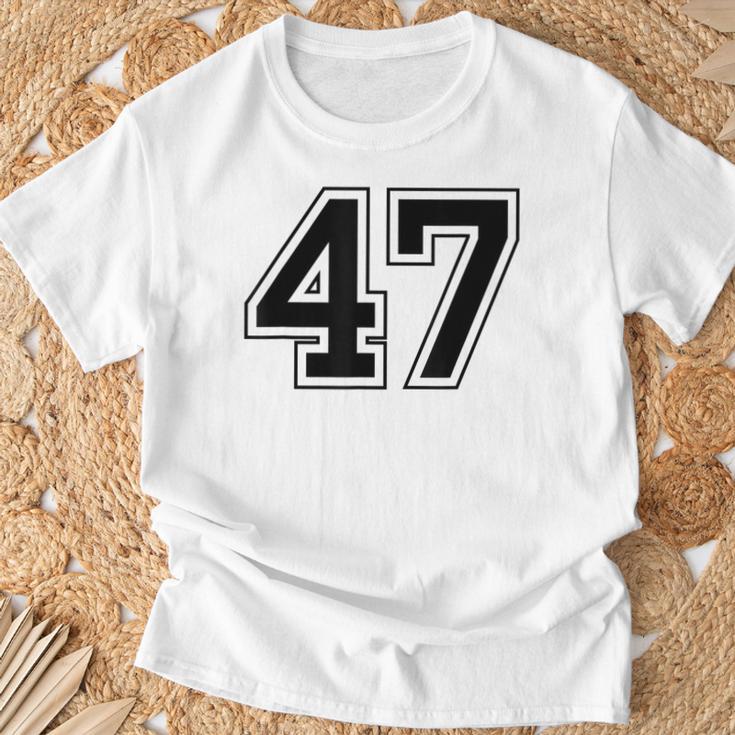 番号47 Tシャツ 高齢者への贈り物