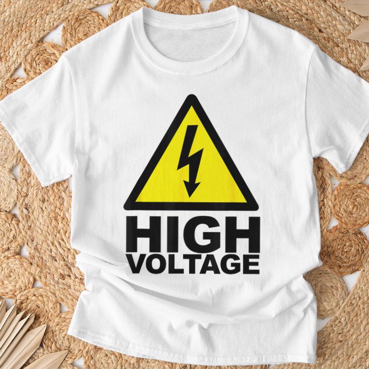 電気技師 高電圧 Tシャツ 高齢者への贈り物