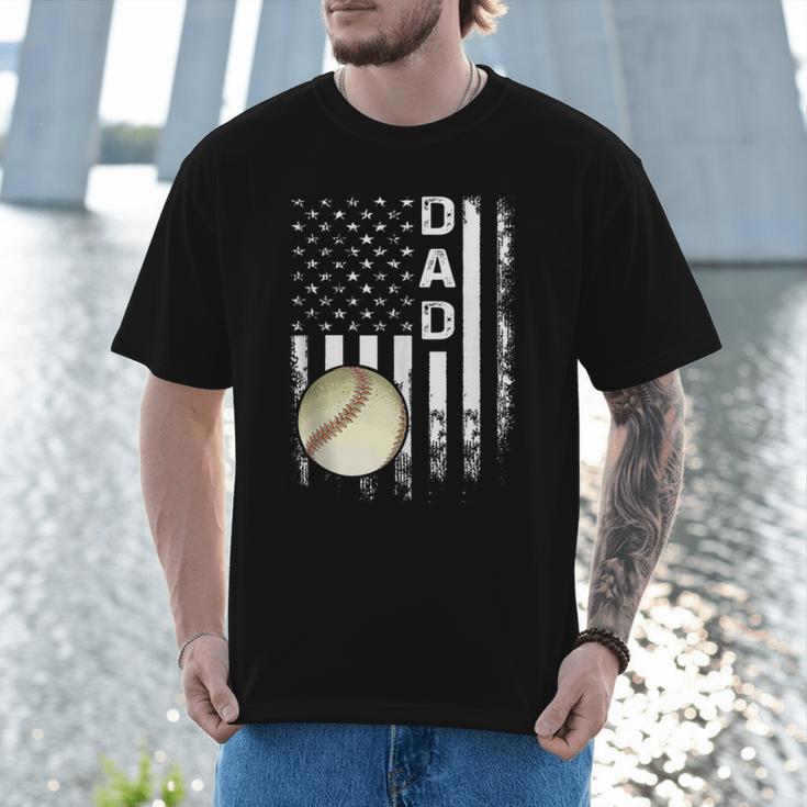 Baseball Dad America Flag Vintage Christmas Xmas Men T-Shirt