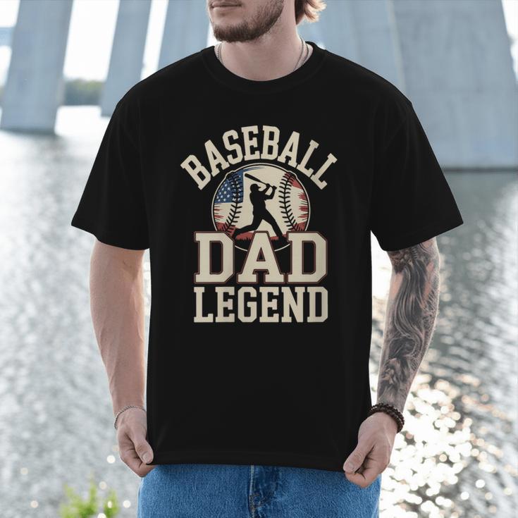Baseball Dad Retro American Flag Style Men T-Shirt Baseball Dad Retro American Flag Style Men T-Shirt