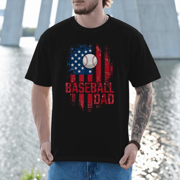 Baseball Dad USA American Flag 4th Of July Men T-Shirt