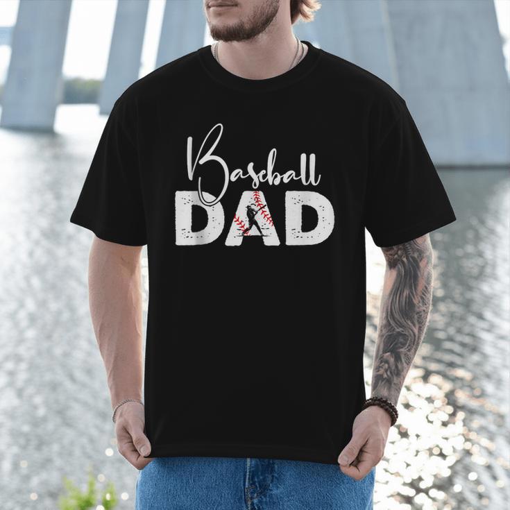 Baseball Dad Vintage Heart Present For Baseball Daddy Men T-Shirt Baseball Dad Vintage Heart Present For Baseball Daddy Men T-Shirt