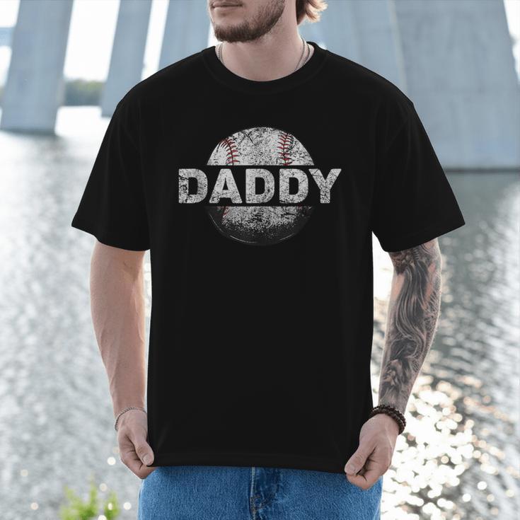 Cool Baseball Dad Daddy Sports Baseball Bat Home Run Men T-Shirt