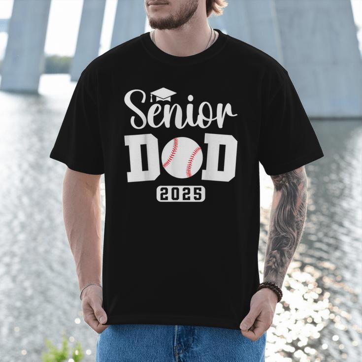 Senior Baseball Dad Class Of 2025 Senior Dad Graduation 2025 Men T-Shirt
