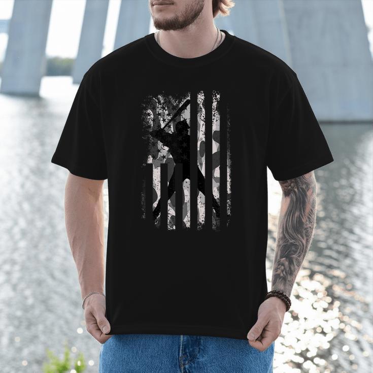 Vintage Baseball US Camouflage Flag Tee Baseball Dad Player Men T-Shirt