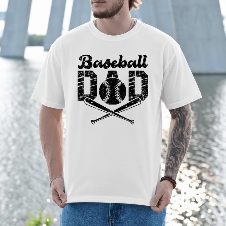 Baseball Dad Happy Fathers Day For Men Wife Daughter Son Men T-Shirt Baseball Dad Happy Fathers Day For Men Wife Daughter Son Men T-Shirt