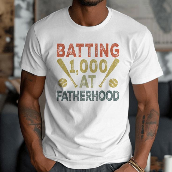 Baseball Dad Vintage Batting 1000 At Fatherhood Men T-Shirt