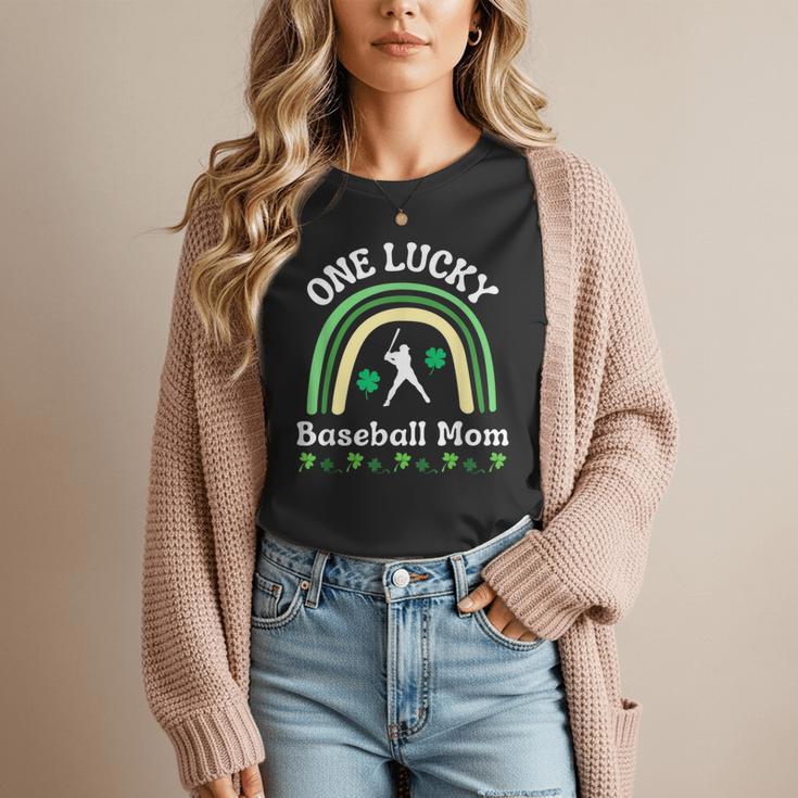 Baseball Mom St Patrick's Day Irish Shamrock Sports Women T-Shirt