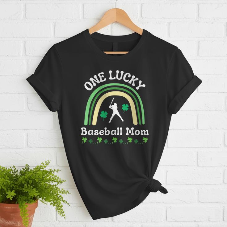 Baseball Mom St Patrick's Day Irish Shamrock Sports Women T-Shirt