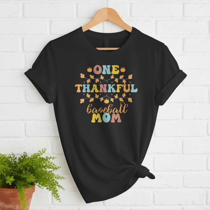 Groovy Retro One Thankful Baseball Mom Thanksgiving Fall Women T-Shirt Groovy Retro One Thankful Baseball Mom Thanksgiving Fall Women T-Shirt