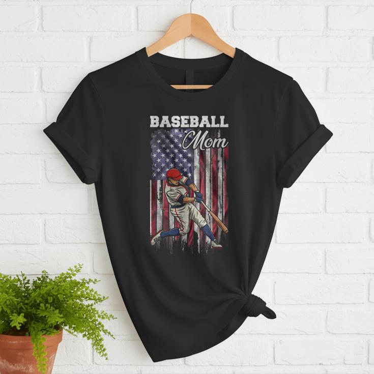 Vintage USA Flag Baseball Player Proud Baseball Mom Women T-Shirt