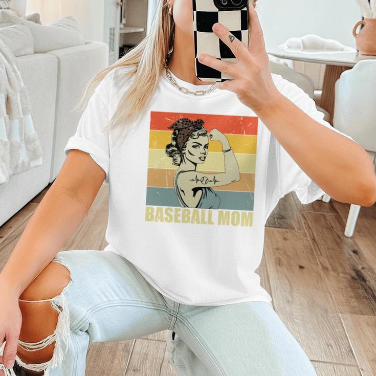 Retro Baseball Mom Sport Lover Vintage Women T-Shirt Retro Baseball Mom Sport Lover Vintage Women T-Shirt
