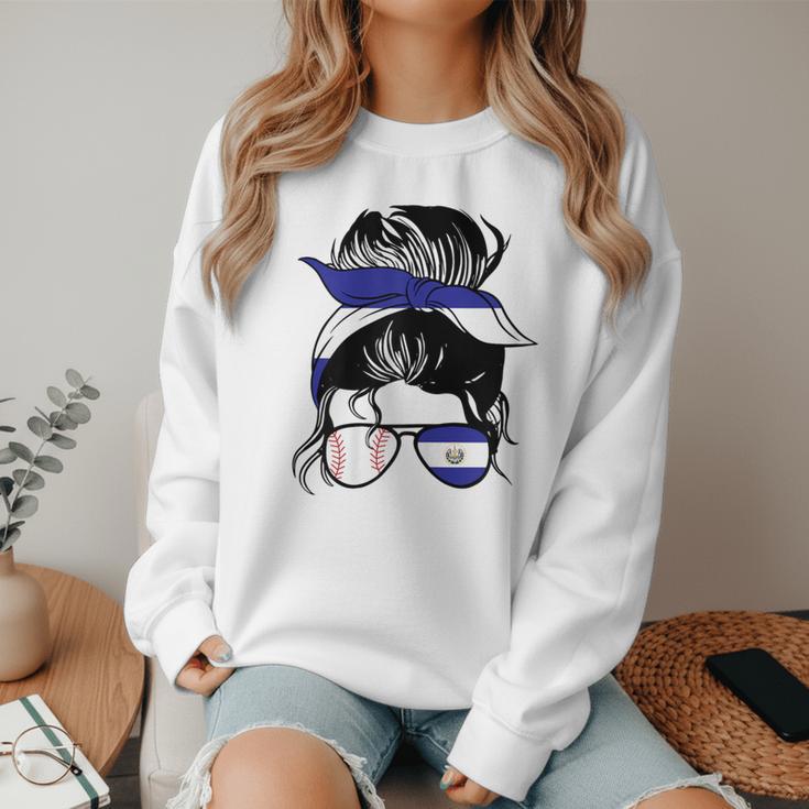 El Salvador Baseball Mom Salvador Baseball Girl Women Crewneck Sweatshirt