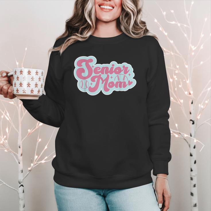 Baseball Mama Senior 2024 Class Of 24 Baseball Mom Graduate Women Crewneck Sweatshirt