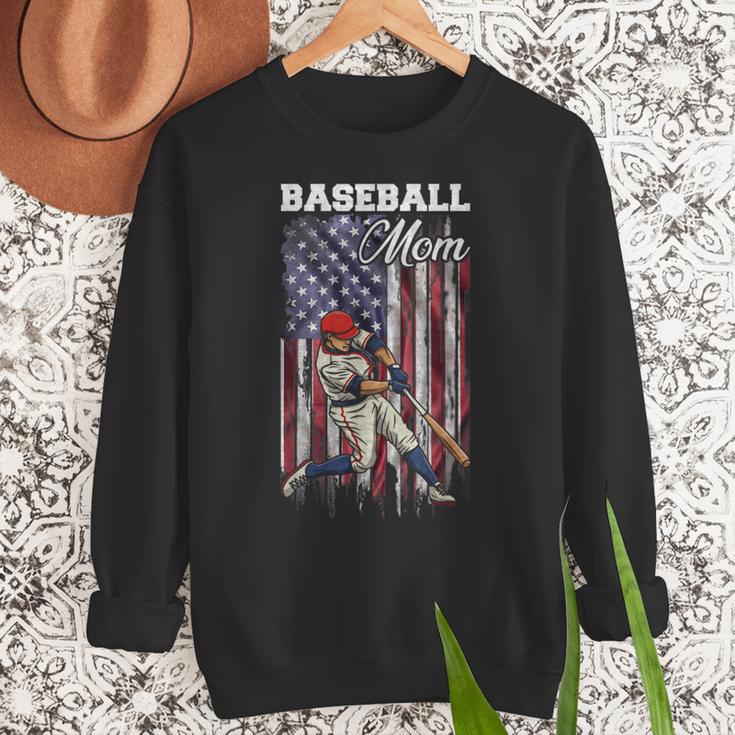 Vintage USA Flag Baseball Player Proud Baseball Mom Women Crewneck Sweatshirt