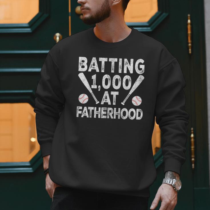 Vintage Baseball Dad Batting 1000 At Fatherhood Men Sweatshirt