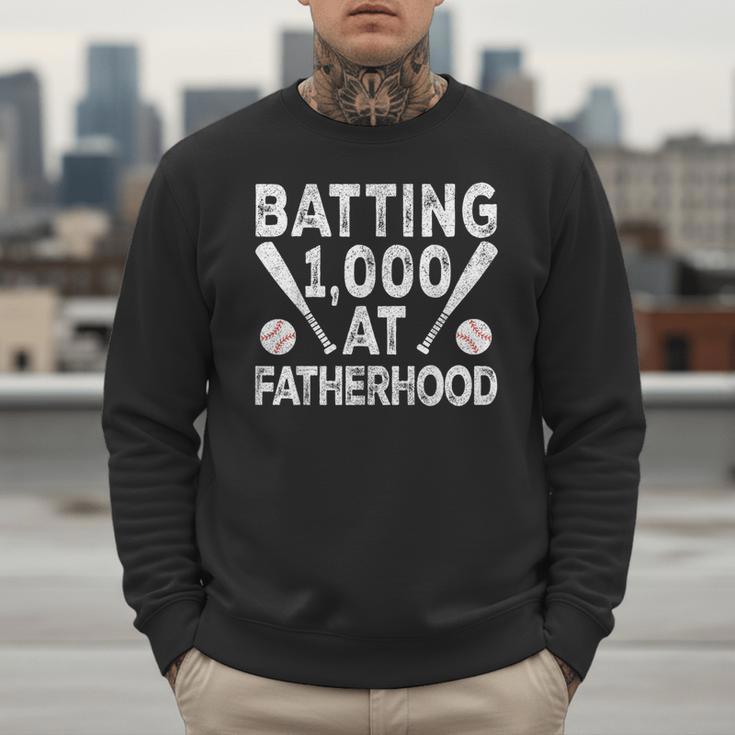 Vintage Baseball Dad Batting 1000 At Fatherhood Men Sweatshirt