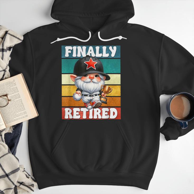 Retro Baseball Retirement Gnome Baseball Dad Finally Retired Men Hoodie