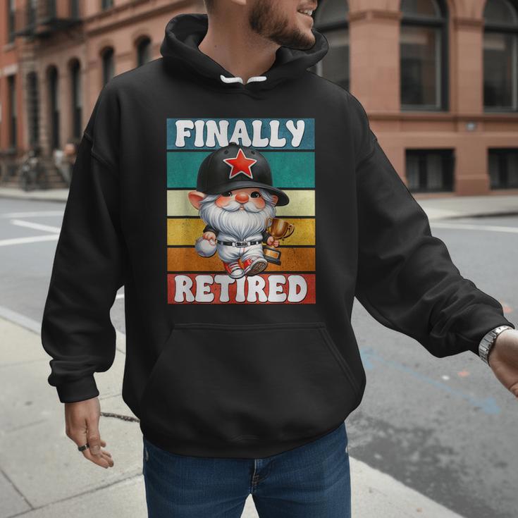 Retro Baseball Retirement Gnome Baseball Dad Finally Retired Men Hoodie