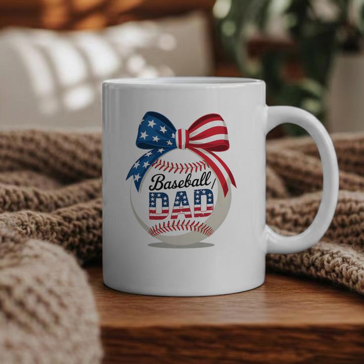 Vintage Baseball Dad Patriotic USA Flag 4th Of July Fathers Premium Graphic Print Coffee Mug
