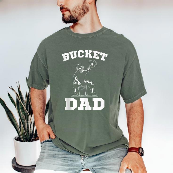 Bucket Dad Softball Dad Baseball Dad Catcher Men's Comfort Colors T-Shirt