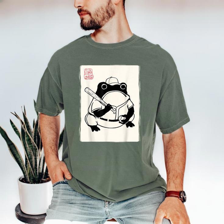 Japanese Grumpy Frog Baseball Player Baseball Men's Comfort Colors T-Shirt