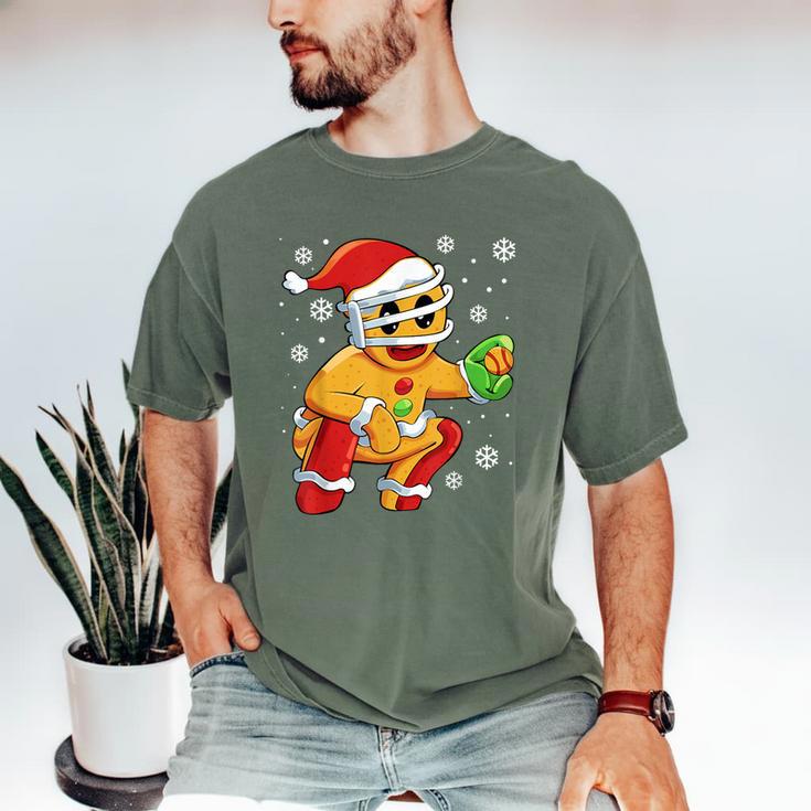 Christmas Gingerbread Man Baseball Player Catcher Men's Comfort Colors T-Shirt