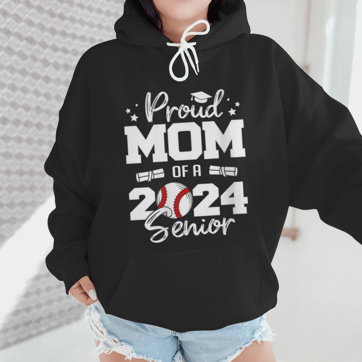 Proud Mom Of a 2024 Senior Baseball Mom 2024 Graduate Wmen Hoodie
